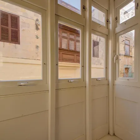 Victory Beautiful Fully Equipped 2br Townhouse By 360 Estates *