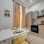 Casa de Férias Victory Beautiful Fully Equipped 2br Townhouse By 360 Estates