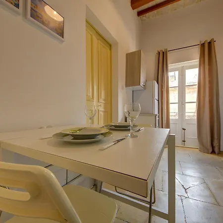 Victory Beautiful Fully Equipped 2br Townhouse By 360 Estates 度假居 比尔古