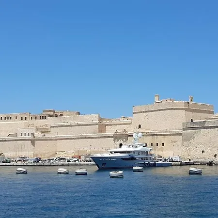 Victory Beautiful Fully Equipped 2br Townhouse By 360 Estates Casa vacanze Birgu