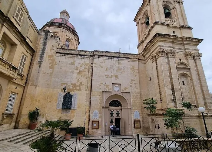 Victory Beautiful Fully Equipped 2br Townhouse By 360 Estates *